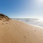 Kairos- 10 M Vom Sandstrand Entfernt By Interhome *
